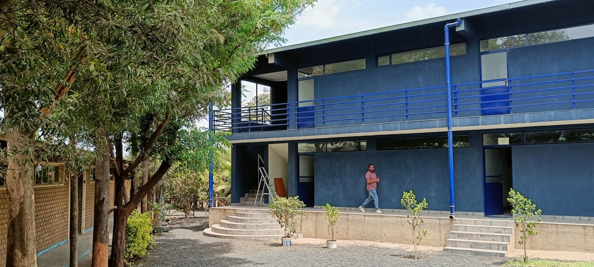 Interlakes School blue school